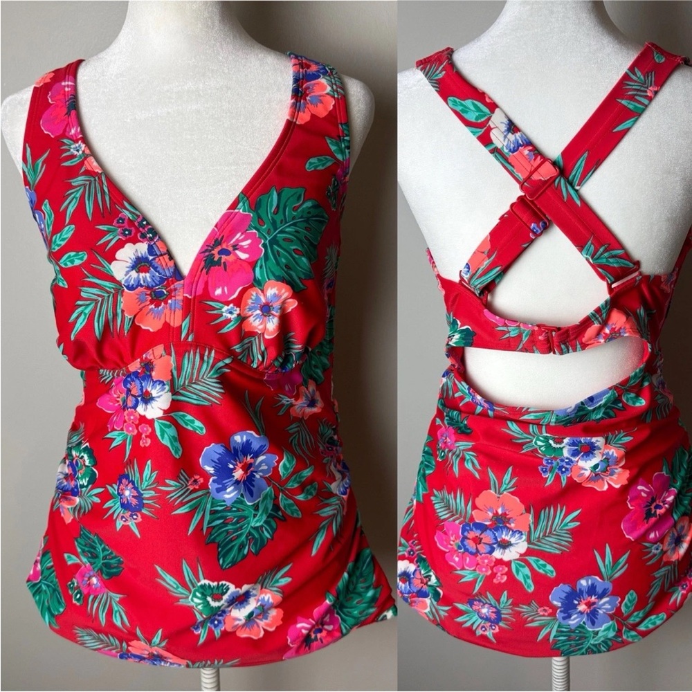 Old Navy Tankini Top Plus Size 1X Tropical Floral Swim Swimming Beach Pool Red